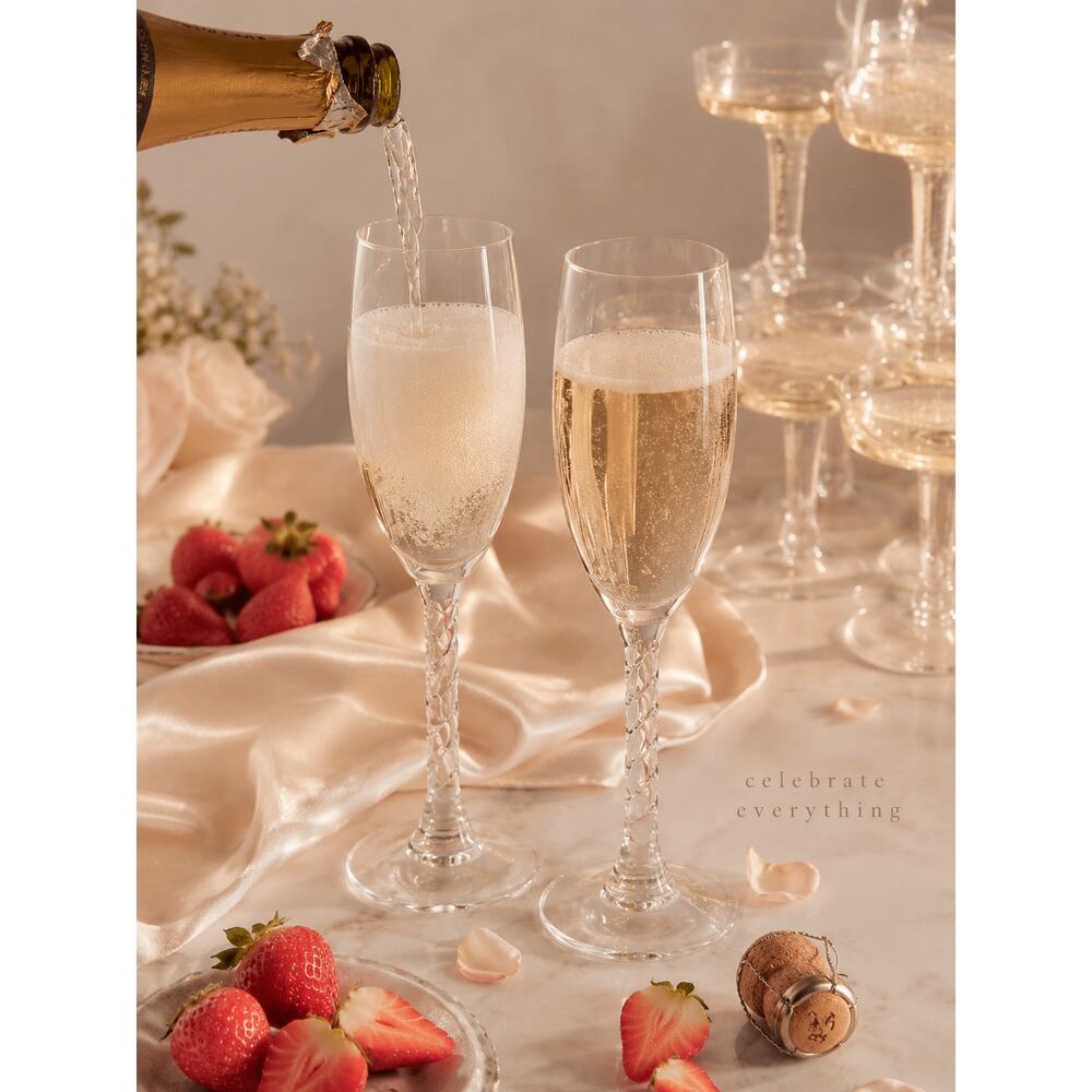 Libbey Toasting Flutes Set of 2 Twisted Stem Champagne Glasses 5.75 oz USA